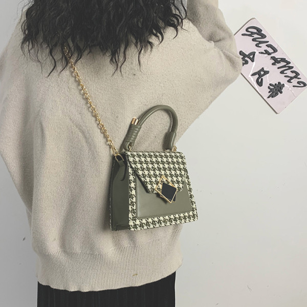 Stílusos női táska hosszú és rövid füllel négy színben, fém rögzítéssel