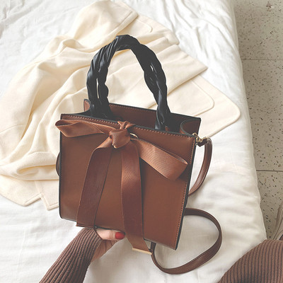 Μοντέρνα οικολογική δερμάτινη τσάντα με μακρύ και κοντό χερούλι σε τρία χρώματα