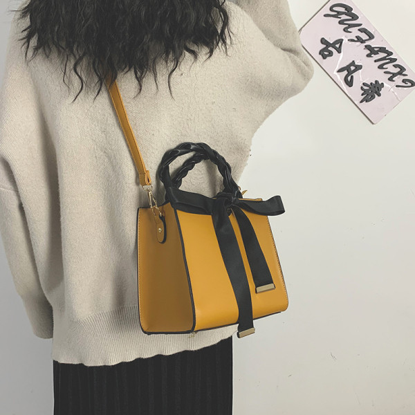 Μοντέρνα οικολογική δερμάτινη τσάντα με μακρύ και κοντό χερούλι σε τρία χρώματα