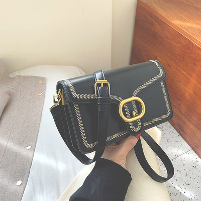 Öko bőrből készült női táska fém rögzítéssel, négy színben