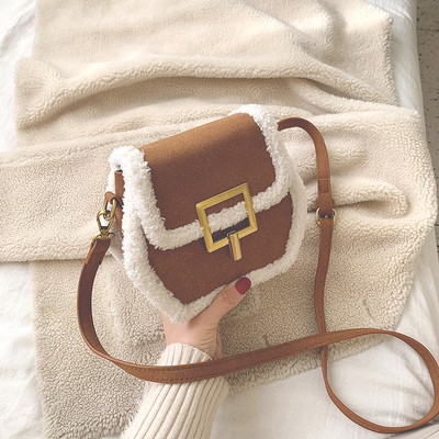 Eko bőrből készült alkalmi női táska pehelyszínnel, négy színben