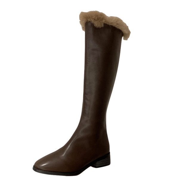 Modern női csizma tollas fekete és barna színekben