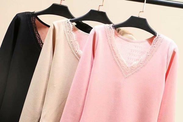 Alkalmi női blúz őszre és télre, rózsaszín, bézs és fekete színben