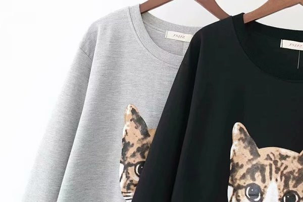 Μοντέρνα γυναικεία μπλούζα με μακρύ μανίκι με μαύρο και γκρι  χρώμα 