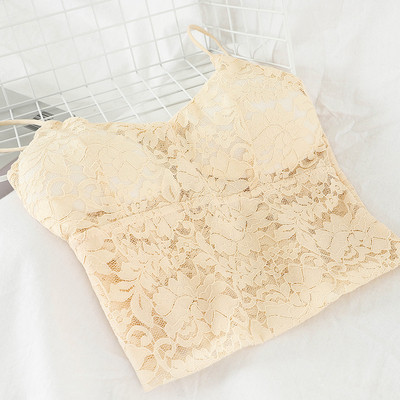 Γυναικείο αμάνικο από δαντέλα σε διάφορα χρώματα με λεπτούς ιμάντες ώμου και V-neck