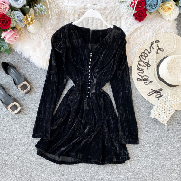 Stílusos női ruha bársonyból, hosszú ujjú kék és fekete színben