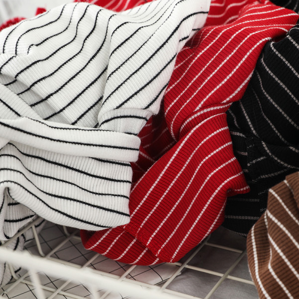 Csíkos női blúz magas gallérral és hosszú ujjú négy színben