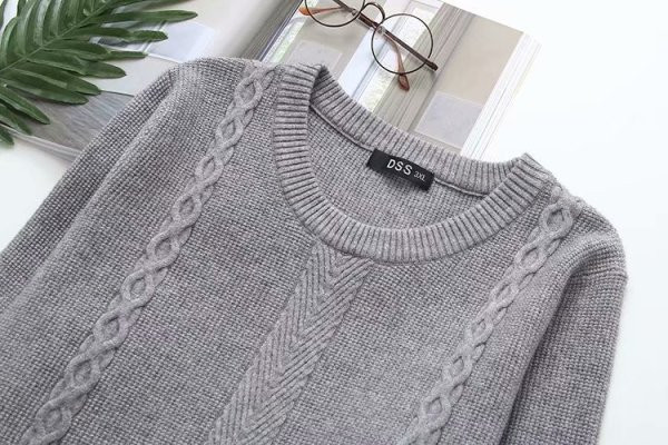 Alkalmi női kötött pulóver O-nyakú szürke és zöld színben