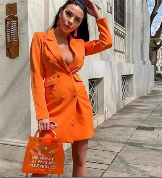 ÚJ Stílusos női ruha mély spitz nyakkivágással, narancssárga és fekete színben
