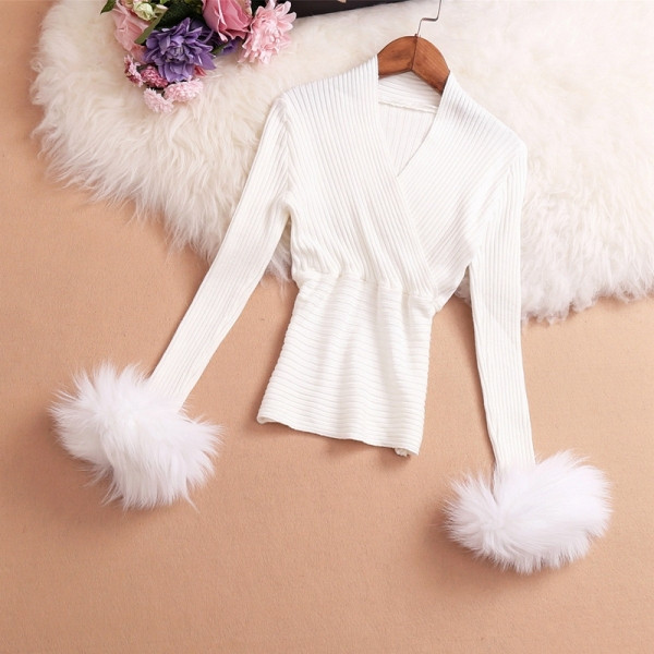 Modern női pulóver négy színben V-nyakú és pehelyes