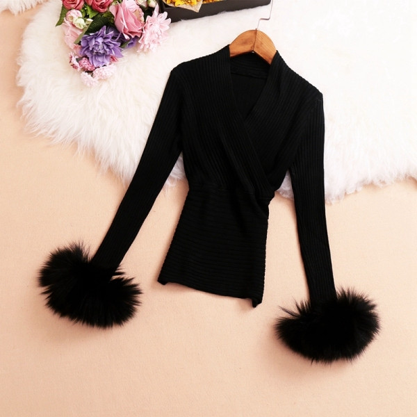 Modern női pulóver négy színben V-nyakú és pehelyes