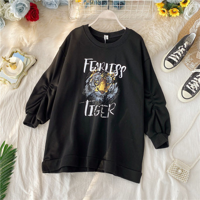 Modern női blúz ovális nyakkivágással és rátéttel több színben