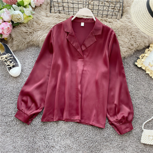 Női szatén ing spitz nyakkivágással és klasszikus gallérral, négy színben
