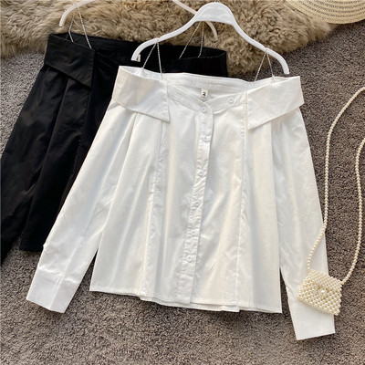 Modern női ing csupasz váll és hosszú ujjú fekete-fehér színben