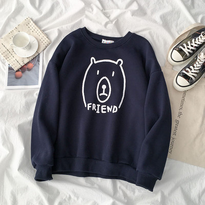 Καθημερινή γυναικεία μπλούζα σε τρία χρώματα με ωοειδές λαιμό και εφαρμογή