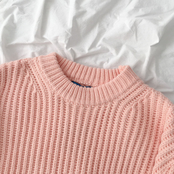 Rózsaszín és barna színű női pulóver, hosszú ujjal és ovális nyakkivágással