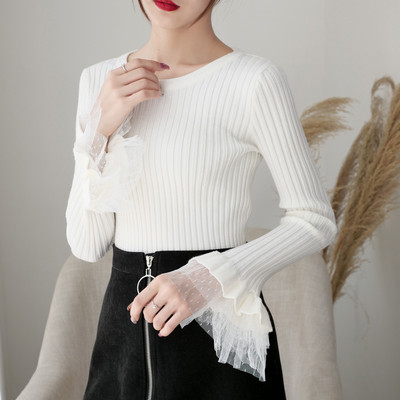 Modern női pulóver lótusz ujjal és tüllrel