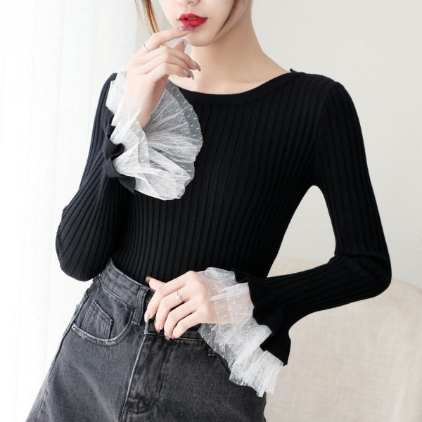 Modern női pulóver lótusz ujjal és tüllrel