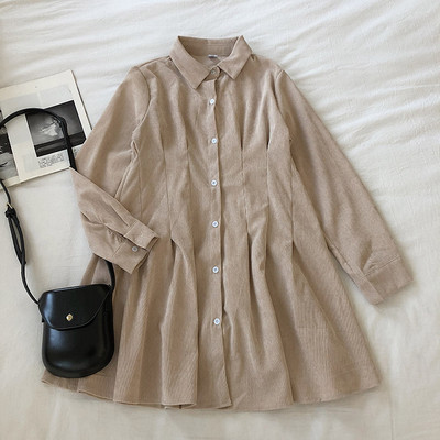 Μοντέρνο γυναικείο πουκάμισο με κουμπιά και κλασικό γιακά σε τρία χρώματα