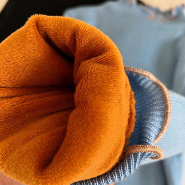 Női blúz magas gallérral, fürtökkel és puha béléssel, különböző színekben