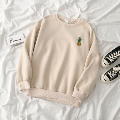 Alkalmi női blúz öt színben, hímzéssel és ovális nyakkivágással