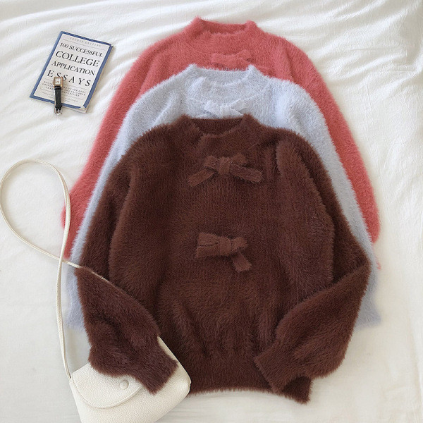 Modern női bolyhos pulóver ovális nyakkivágással és szalaggal