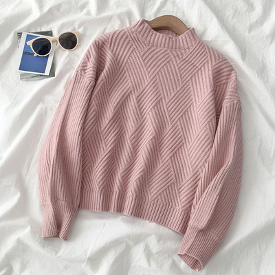 Γυναικέιο πουλόβερ σε πέντε χρώματα με οβάλ ντεκολτέ και μακριά μανίκι