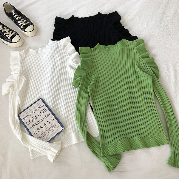 Μοντέρνο γυναικείο πουλόβερ με βολάν και λαιμόκοψη O σε διάφορα χρώματα