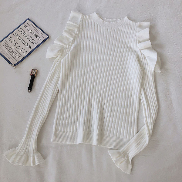 Μοντέρνο γυναικείο πουλόβερ με βολάν και λαιμόκοψη O σε διάφορα χρώματα