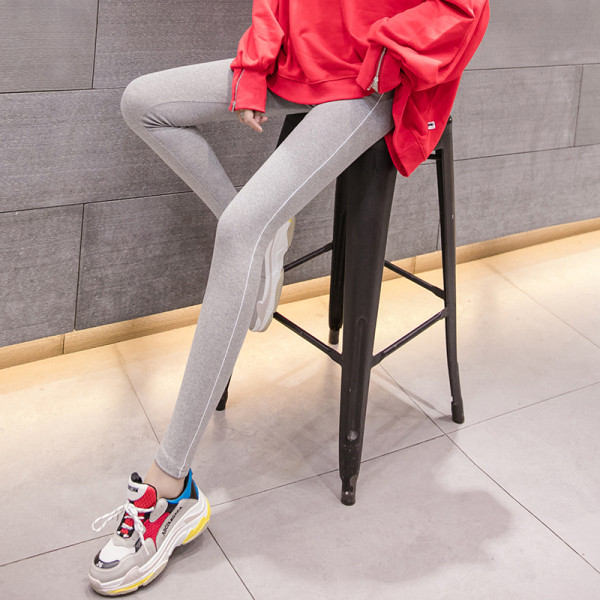 Női alkalmi leggings fekete és szürke szegéllyel