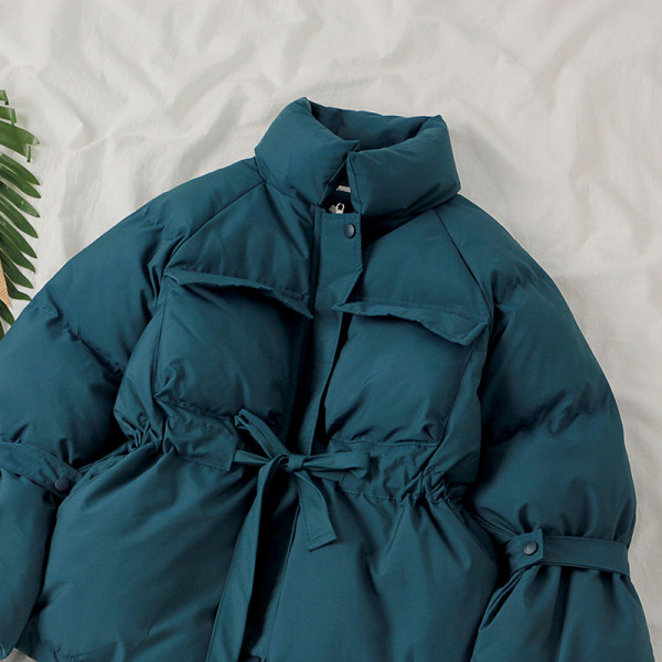 Κομψό γυναικείο ασύμμετρο κοωτό μπουφάν με κορδόνια και ψηλό γιακά σε διάφορα χρώματα