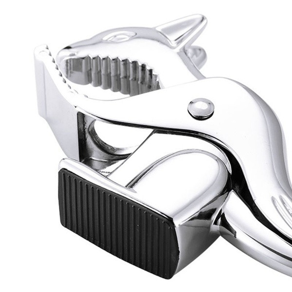 Kézi alumínium diótörő mókus formájú szürke színben