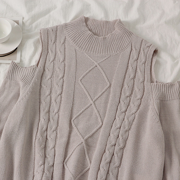 Casual Γυναικείο πουλόβερ με γυμνό ώμους και οβάλ λαιμόκοψη σε τέσσερα χρώματα