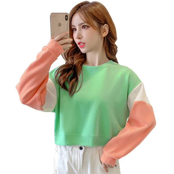 Καθημερινή γυναικεία μπλούζα με ωοειδές ντεκολτέ και μακρύ μανίκι σε δύο χρώματα