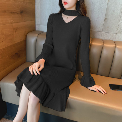 Μοντέρνα γυναικεία φούστα με κομμένα κομμάτια σε πράσινο, μαύρο και μπεζ χρώμα