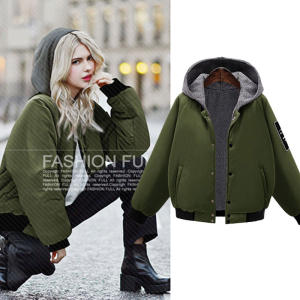 Modern női téli kabát puha béléssel, rózsaszín és zöld gombokkal