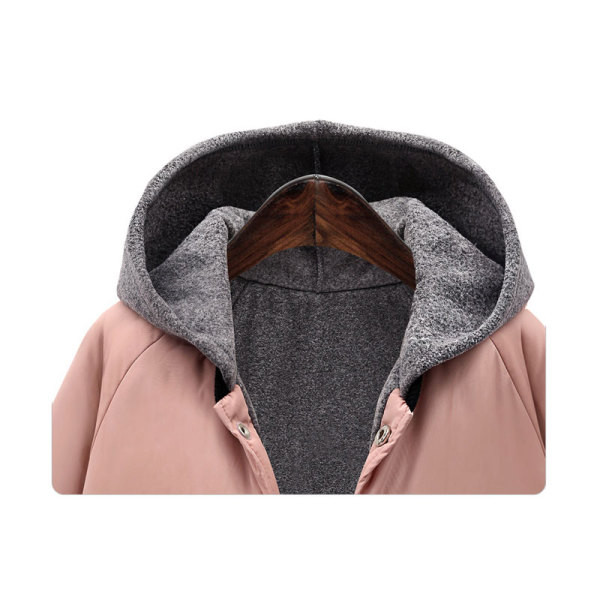 Modern női téli kabát puha béléssel, rózsaszín és zöld gombokkal