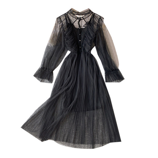 Modern női ruha tüllel és gombokkal több színben