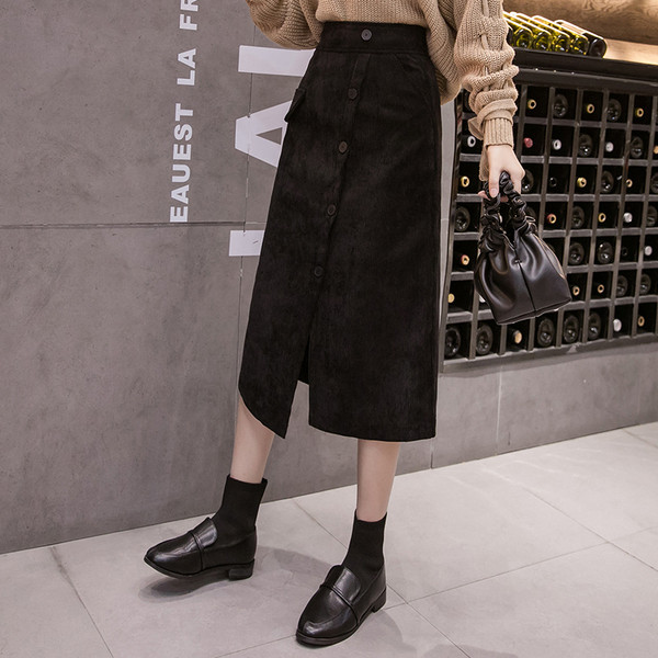 Női szoknya fekete és barna színben, magas derékkal és gombokkal