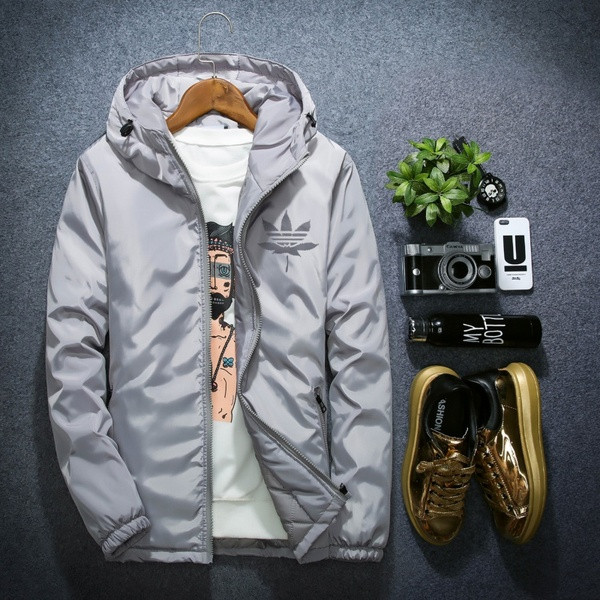 Geaca de iarna moderna pentru barbati cu gluga si aplicatie in mai multe culori