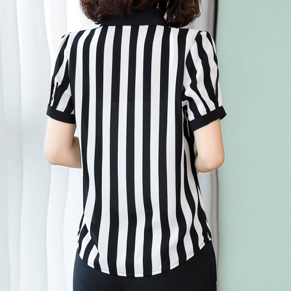 Új modell csíkos női blúz spitz nyakkivágással - két modell