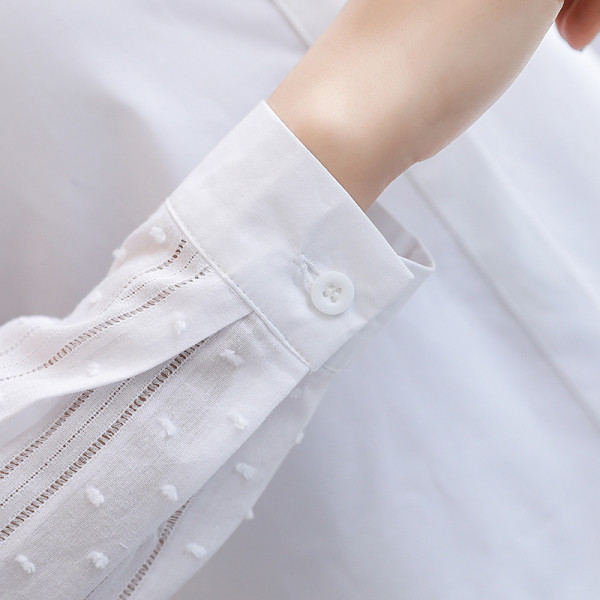 Γυναικείο πουκάμισα με κλασικό γιακά και κεντήματα σε λευκό χρώμα