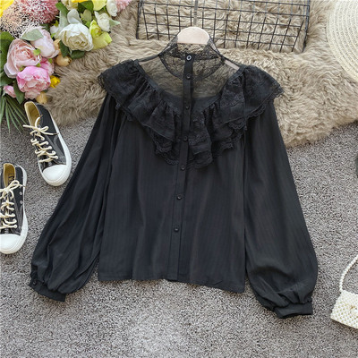 Μοντέρνο γυναικείο πουκάμισο με κουμπιά και δαντέλα σε δύο χρώματα - λευκό και μαύρο