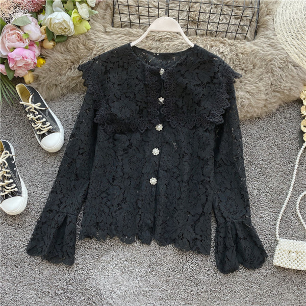 Modern női csipke ing fekete-fehér gombokkal