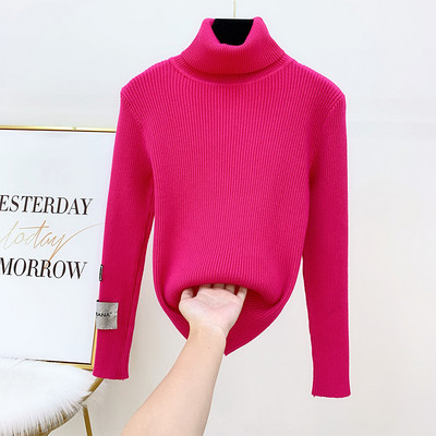 Modern női pulóver magas gallérral és ujjú emblémával, négy színben