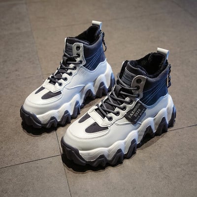 ΝΕΟ μοντέλο  γυναικεία αθλητικά παούτσια με σκληρή σόλα σε λευκό, μαύρο και γκρι χρώμα