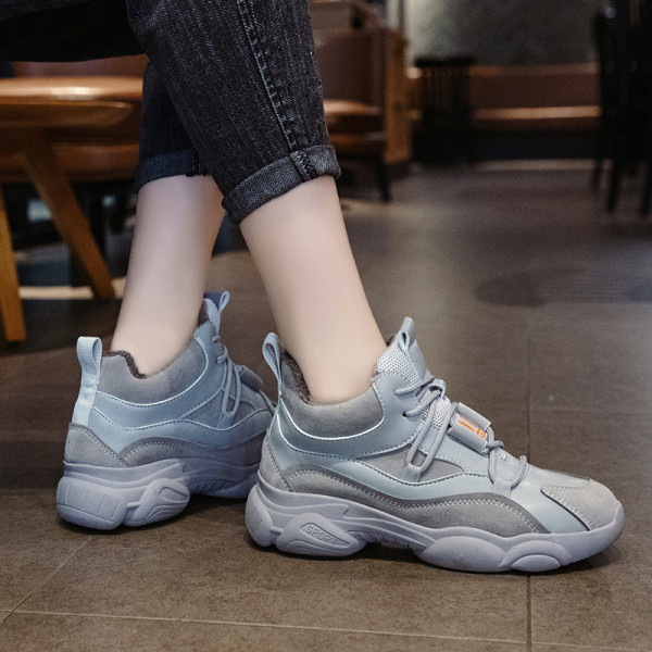 Női alkalmi sportcipő fehér, szürke és kék fűzővel