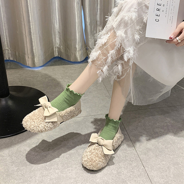 Női pehelypapucs télre 3D elemmel több színben