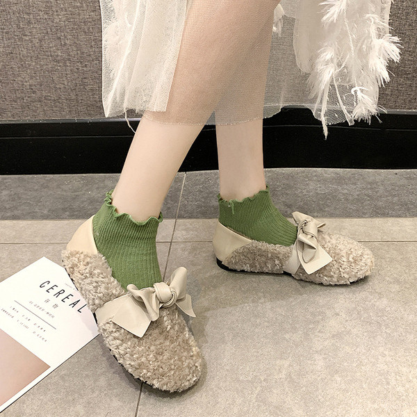 Női pehelypapucs télre 3D elemmel több színben