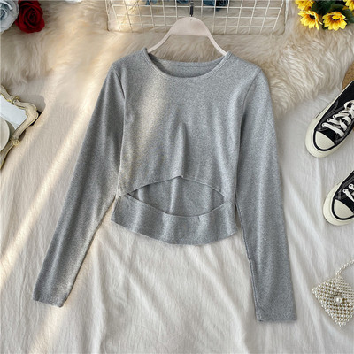 Modern női blúz ovális nyakkivágással és kivágásokkal, négy színben